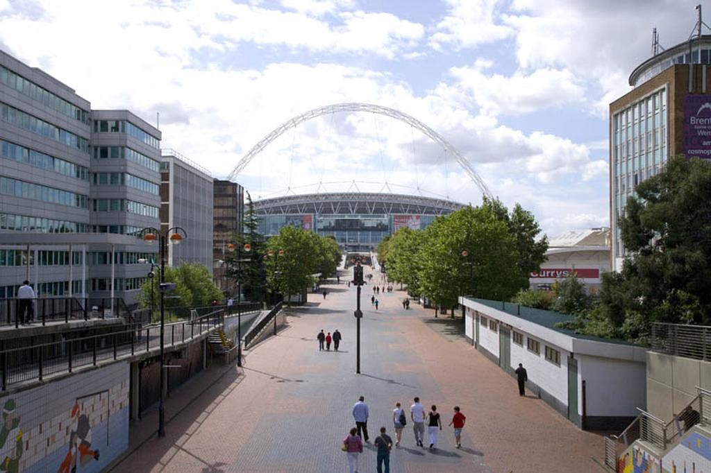 Premier Inn London Wembley Park Exterior foto